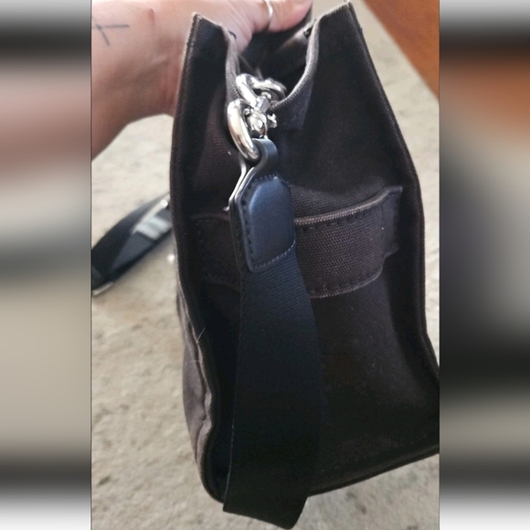 Marc Jacobs Black The Medium Everyday Minimalist Designer Canvas Tote Bag - Picture 6 of 13